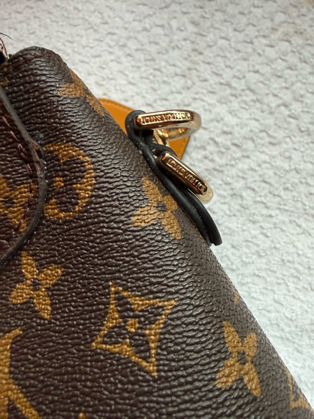 Louis Vuitton Monogram Shoulder Bag with Black and White Braided Handle - Picture 5 of 12